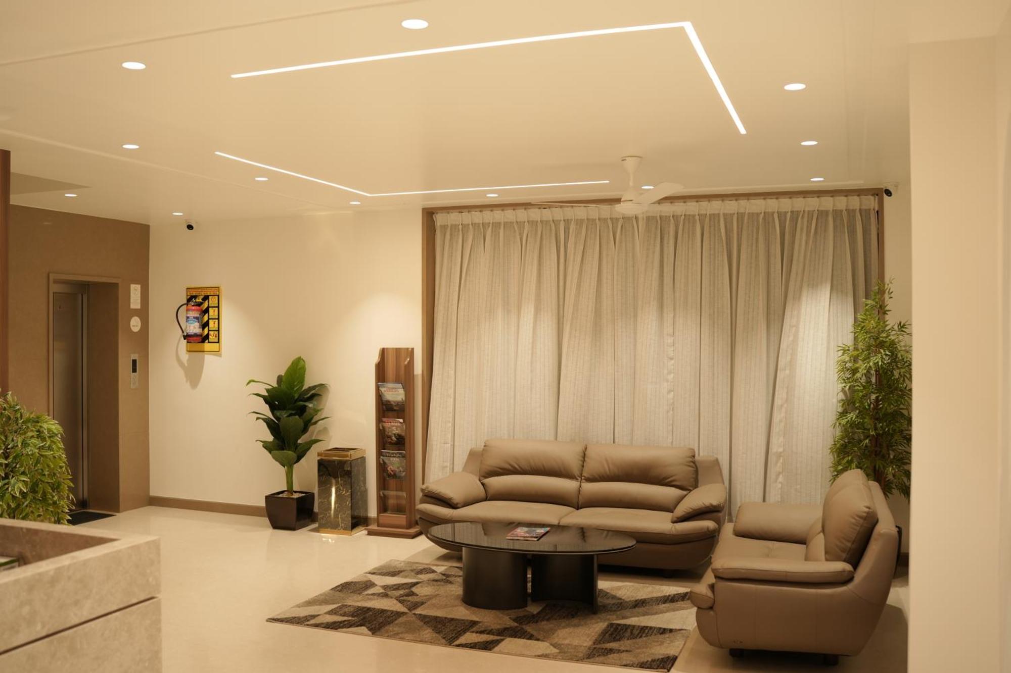 Kongu Residency Hotel Karur  Exterior photo
